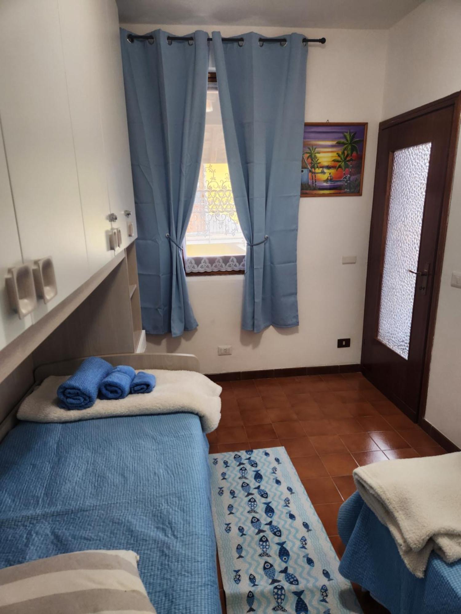 Laura'S Cottage With Lake View, Detached, 5 Kilometers From Varenna Lierna Exterior foto
